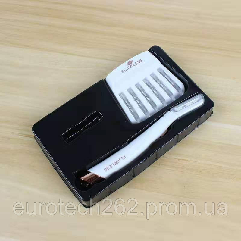 Жіночий тример flawless dermaplane glo Жіночий тример flawless dermaplane glo